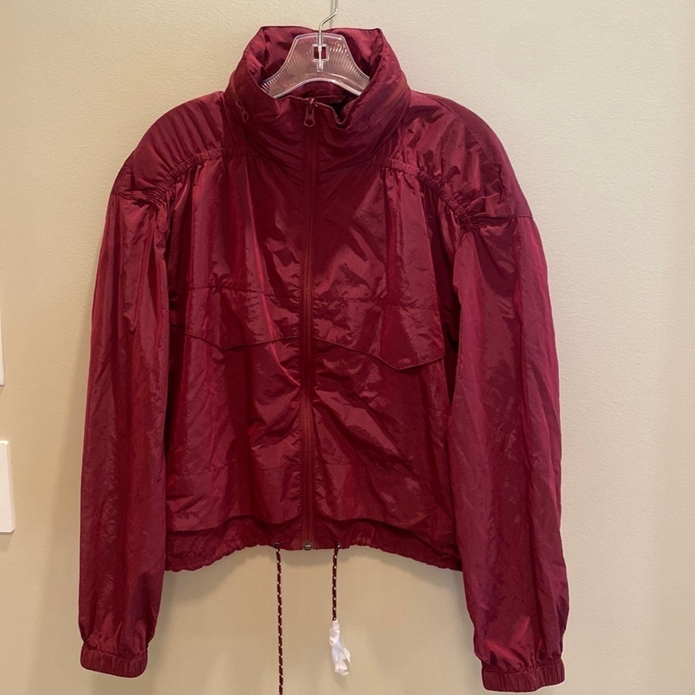Garnet Hill Windbreaker Lightweight Jacket  w Hood Merlot SMALL